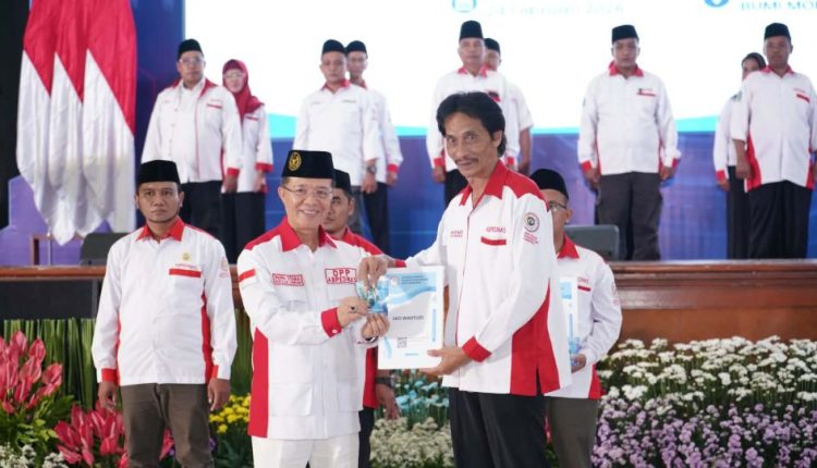 Gema sholawat ribuan Anggota BPD Jawa Timur sambut Prof Reda, perkuat sinergi Jaga Desa untuk Indonesia berdaulat. (Dok. Istimewa)